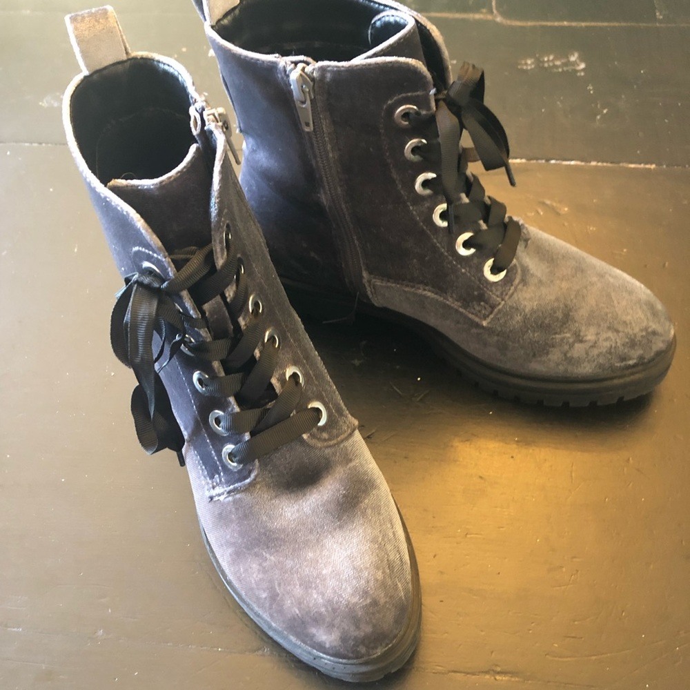 Mossimo Velvet Black/Gray Zip Side-Lace Up Combat Boot. SZ 6.5 - Picture 6 of 15